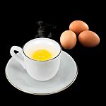 soft-boiled-egg-in-a-white-cup-100150684